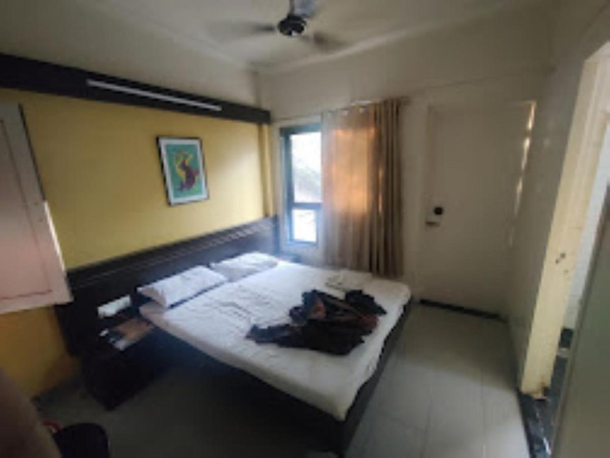 Hotel Abhishek ,Nashik Exterior photo